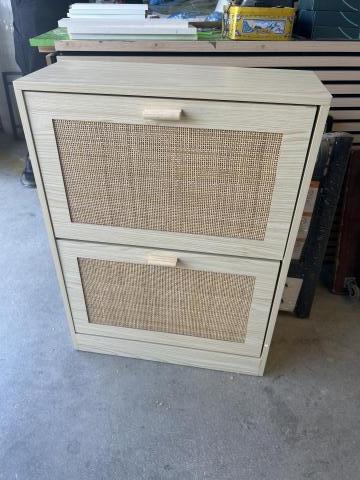 ZAPATERO 2.P ABATIBLES RATTAN MADERA 60X24X82