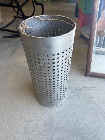 PARAGUERO METALICO